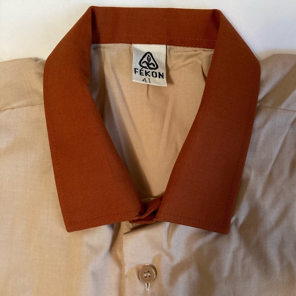 Vintage Men’s Long-sleeved Buttondown - Picture 3 of 7